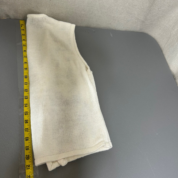 Vintage Kathie Lee Womens Knit Sweater Vest Size M Embroidered Beaded Christmas - Picture 7 of 8